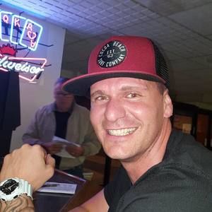 Meet your Posher, Bradley